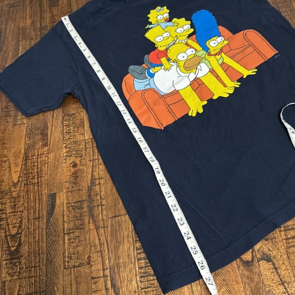 The Simpsons tee shirt blue with Homer Lisa Bart Maggie Marge couch graphic M - Picture 3 of 7